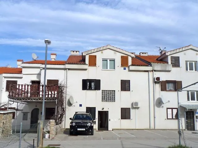 Lägenhet Ara-rose *